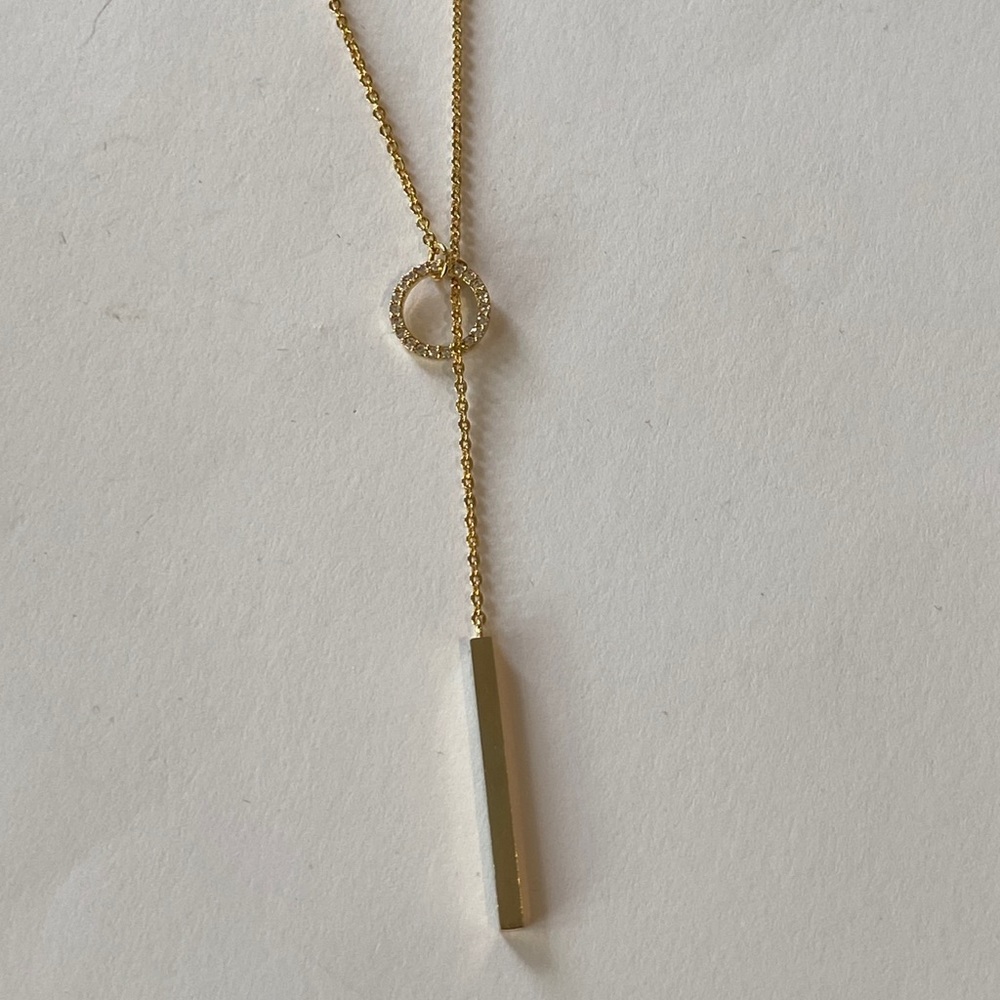 Gold-plated small crystal circle with bar necklace